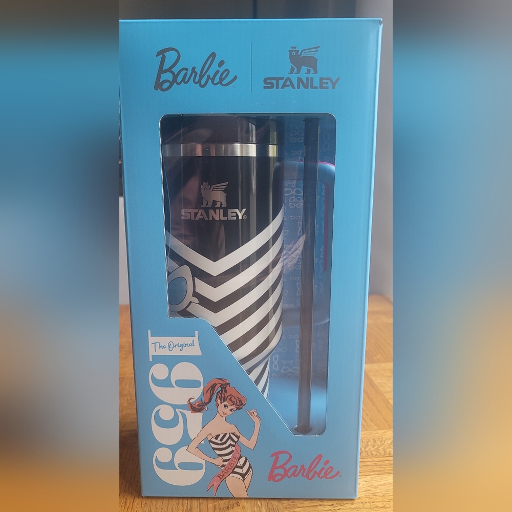 BARBIE X STANLEY 1959 ORIGINAL 40 OZ QUENCHER